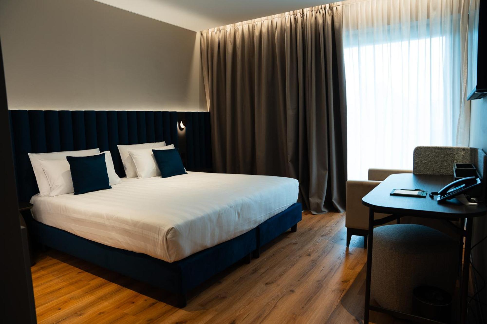 Hills 4* Como